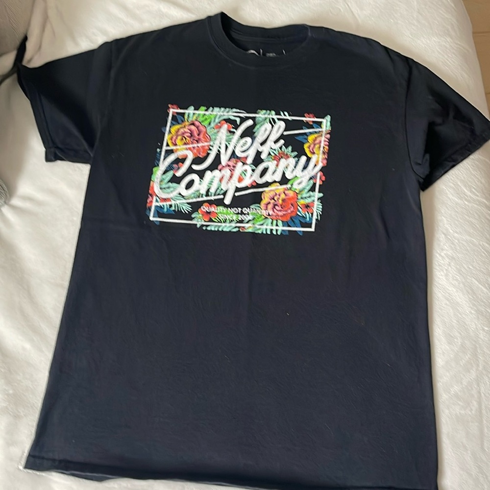 Neff company cotton t shirt, medium